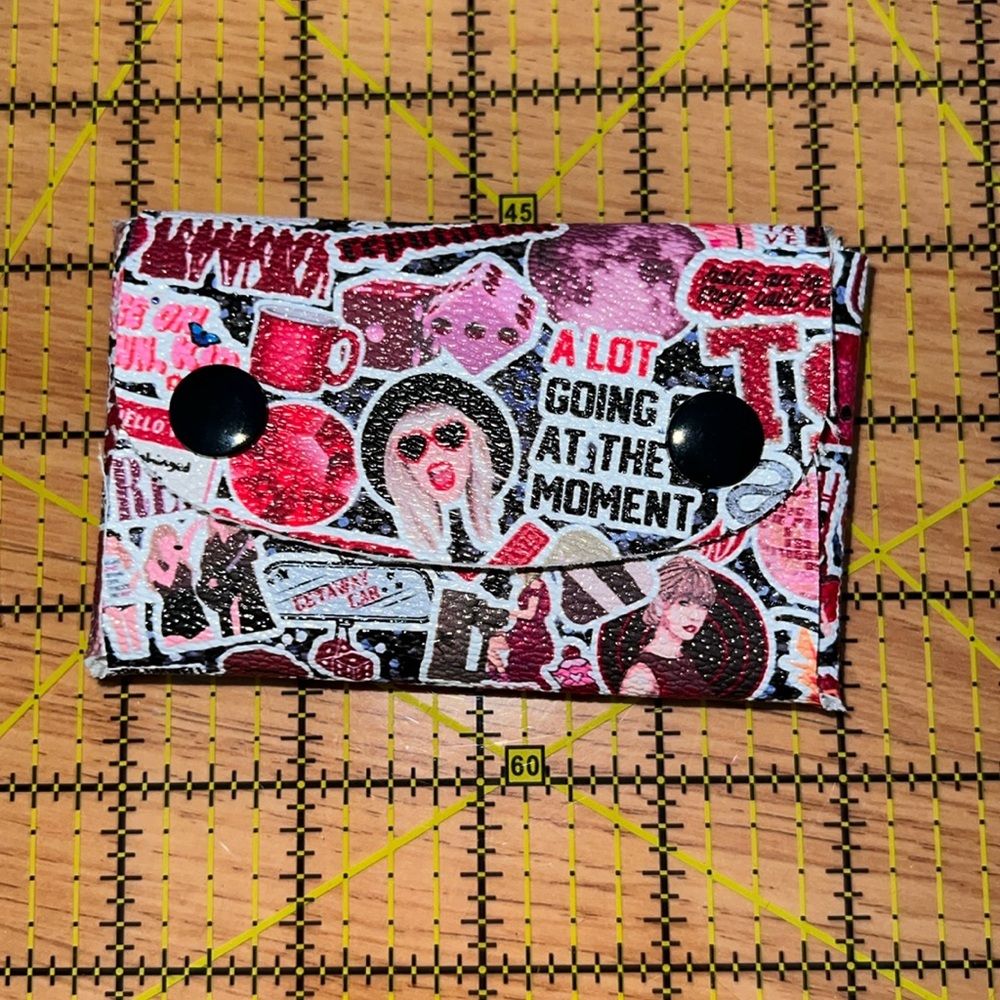 New Taylor Wallet. Card Holder, Money Slot, Coin Pocket Gift Card Holder size